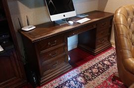 Sligh Furniture Walnut Desk w/Matching Credenza