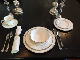 Lenox Platinum 80 Pc Dinnerware Set