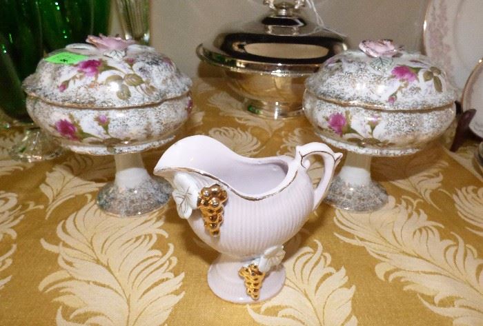 Vintage Japan porcelain pieces