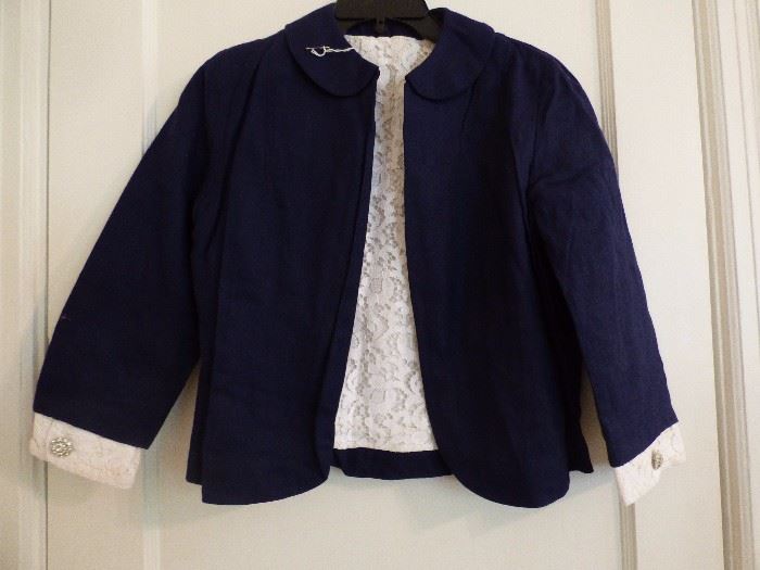 Vintage Linen jacket with lace lining & rhinestone buttons