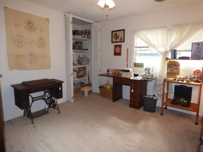 Sewing, Craft Room & Office