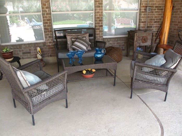 Patio Furniture Set: Love Seat, 2 Arm Chairs and Coffee Table