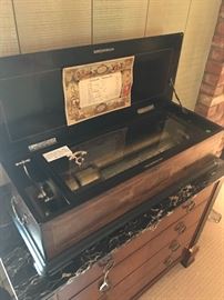 Longue Marche, 1897 Swiss Cylinder Music Box with two combs