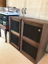 McIntosh speakers 