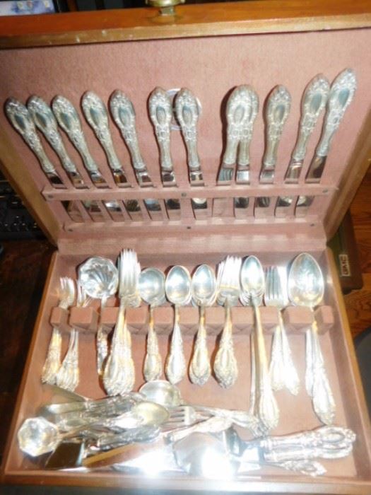 Towle King Richard sterling silver flatware set, 97 pieces. 8 full place settings with serving pieces and extras.