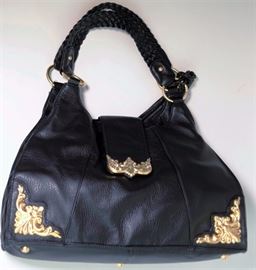 Lot 45. Adrienne Vittadini Eliza Handbag