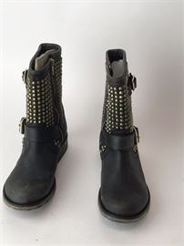 Lot 117. Steve Madden Monicaa Leather Studded Boots