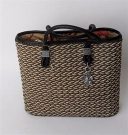 Lot 112. Two Brighton Purses