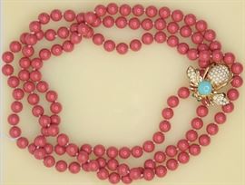 Lot 122. Stella & Dot Scarab Brooch Pendant