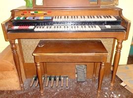 Conn Organ w/Bench