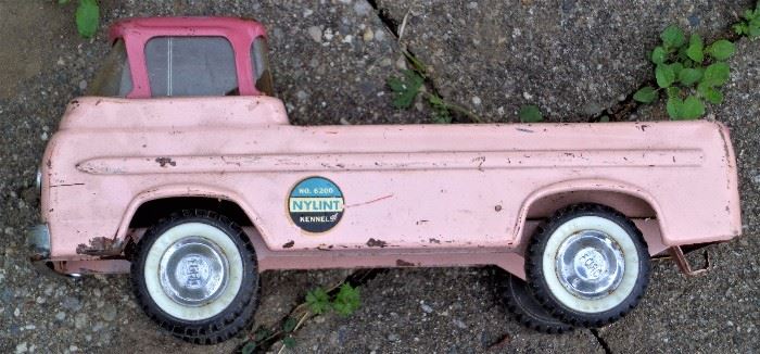 NY-Lint Pickup Trucks