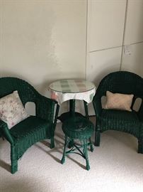 Green wicker furniture set