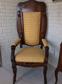 Fabulous Unique Antique Throne-style Chair that converts to a table!