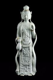 WHITE GLAZED GUANYIN
