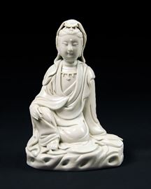WHITE PORCELAIN GUAN YIN

