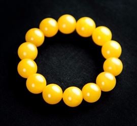 BEESWAX AMBER BRACELET
