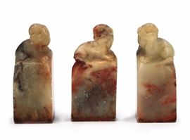 GROUP OF SOAPSTONE FOO DOG STAMPS
