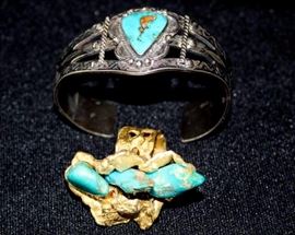 Turquoise Bracelet & Ring: Sterling silver bracelet 39.8g total weight including stone
