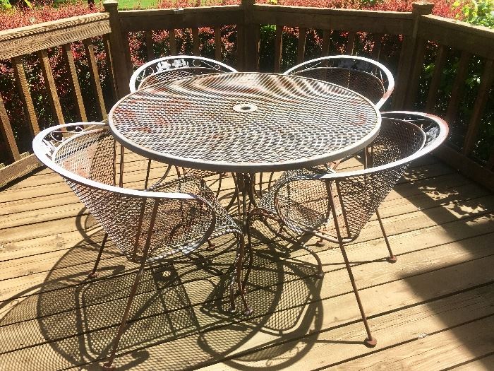 Wrought iron Patio furniture table and 4 chairs