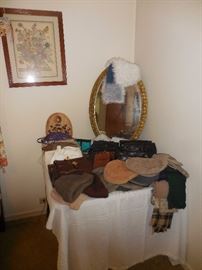 Purses, Mens Caps, Gloves, Scarves