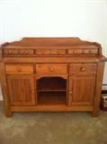 Bassett oak buffet