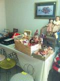 dolls, parlor chairs