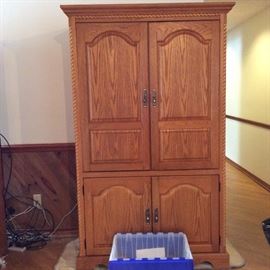 Armoire/ cabinet 