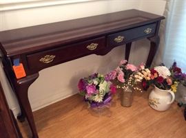 Matching hall / sofa table