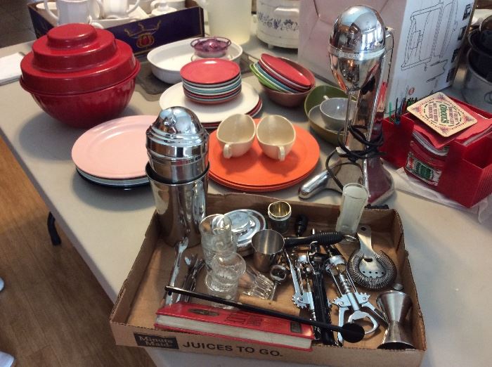 Melamine dinnerware some vintage & Barware