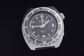 This is an online auction Item:  https://estatesaleauctioneer.com/                                         it can be viewed at our sale Friday, June 16th 