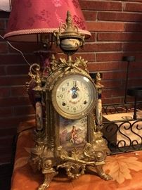Provincial style clock