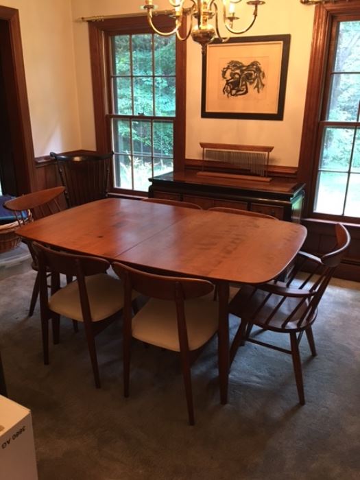Connant-Ball dining table and matching chairs.  Table also has three additional leave-great mid-century maker