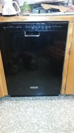 Newer Kitchenaide Dishwasher 