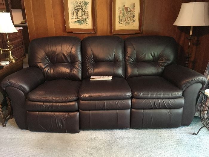 La Z boy leather recling sofa