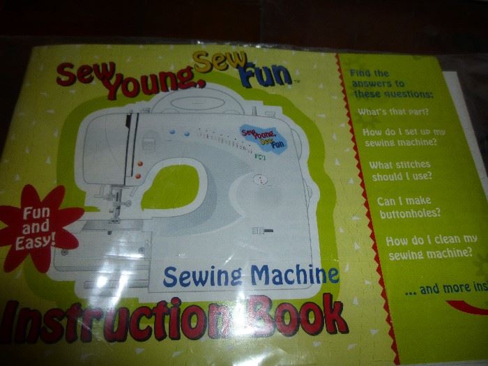 SEWING MACHINE FOR JR'S