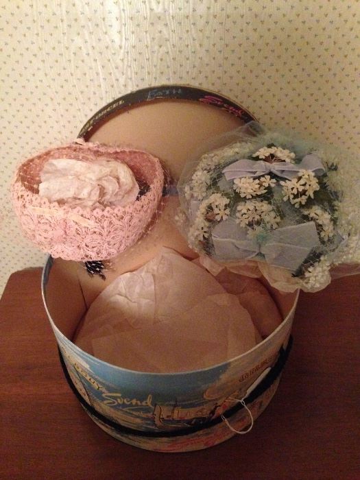 50s hatbox and 2 flowered hats