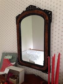 Aesthetic mirror