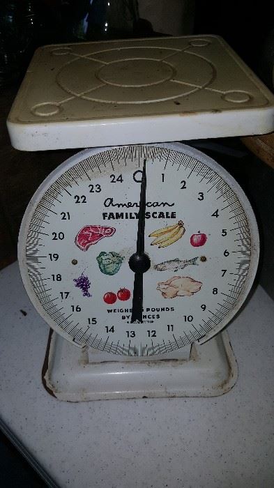 Vintage kitchen scale