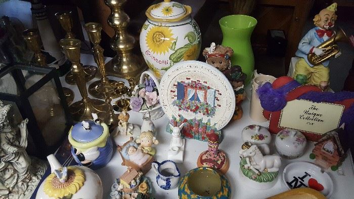 Teapots and trinkets