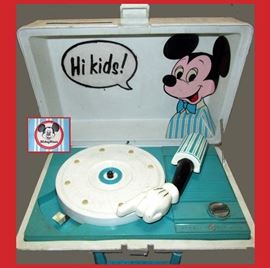Mickey Mouse General Electric Record Player 