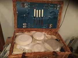 Nice Biltons England Picnin Set