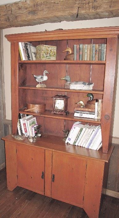Great two piece open top hutch cupboard. Indiana County Pennsylvania. 