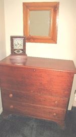 Lift top blanket chest with drawers. Pennsylvania.