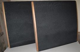 Pair of Dahlquist dq 10 speakers.