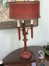 Metal tole ware 3-light tall table lamp