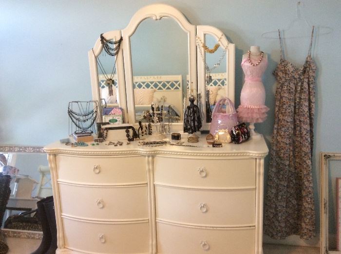 Antique white dresser with adjustable mirror