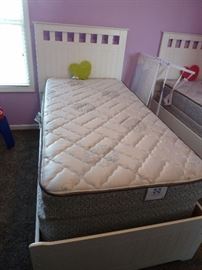 Twin sealy mattress sets with bedframes