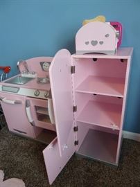 Pink kitchen set