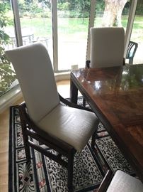 This Henredon Dining set is gorgeous!  The chairs are just amazingly beautiful.