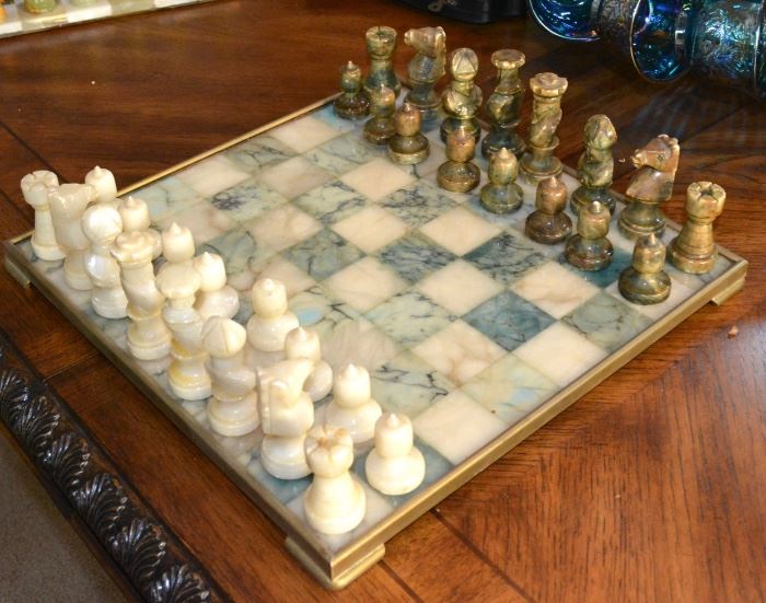 Marble / Quartz Chess Set